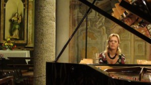Pianist Olga Kern played all the Rachmaninoff concertos over two nights in 2013