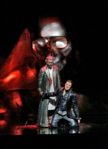 22 Soloman Howard (The Commendatore) and Daniel Okulitch (Don Giovanni) in 'Don Giovanni' (c) Ken Howard for Santa Fe Opera.SMALL