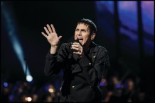 Tony_Vincent music of david bowie_preview