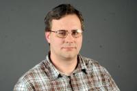 Kelly Dean Hansen Camera Classical Music Writer