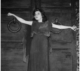 ElektraBorkh-865x780