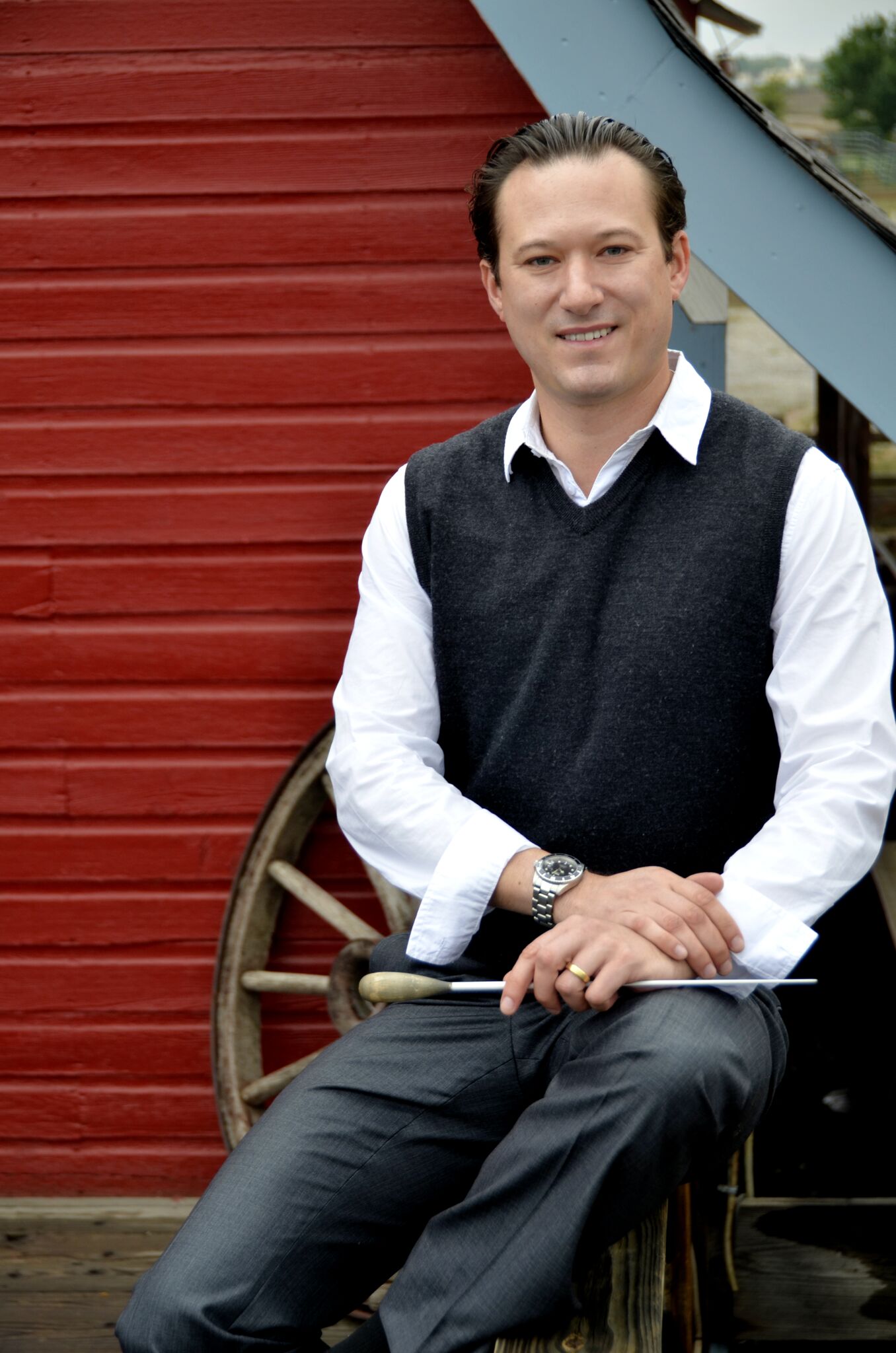 LSO Music Director Elliot Moore_preview